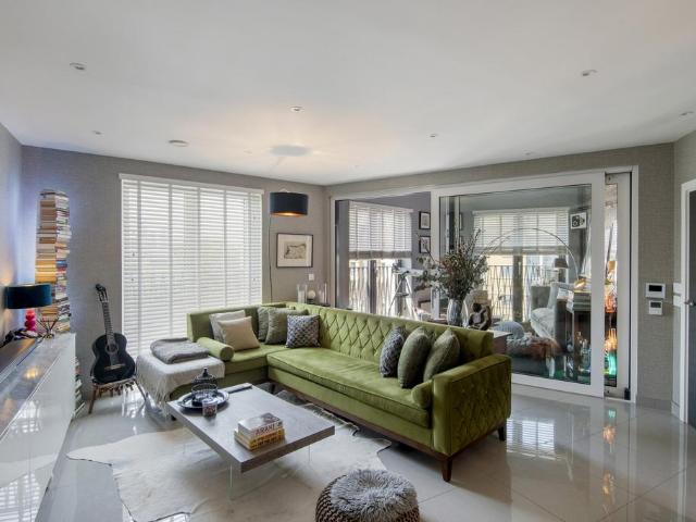 Flat for rent in Elephant and Castle, Isle Of Man
