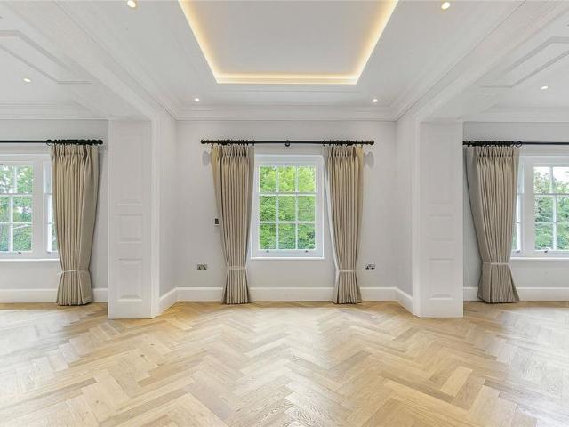 Apartment for rent in Totteridge, Greater London