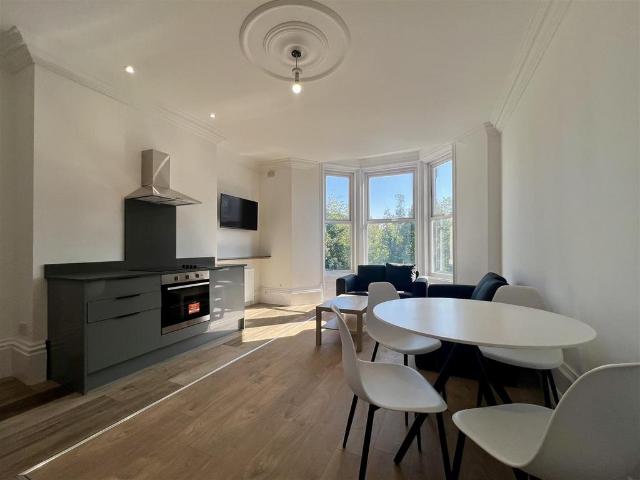 Flat for rent in Jesmond, Tyne And Wear