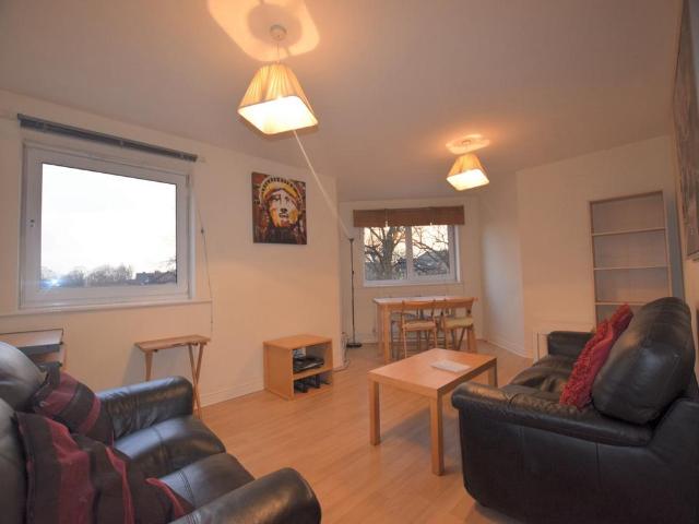 Flat for rent in Georgia, Greater Manchester