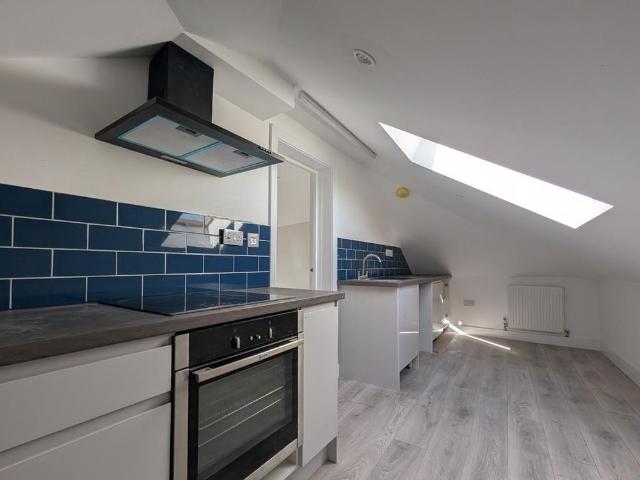 Apartment for rent in North Malvern, Malvern Hills