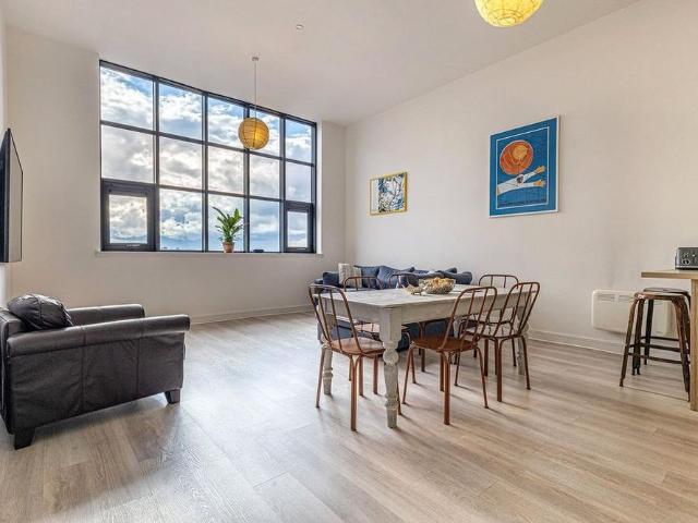 Apartment for rent in New Cathcart, Battlefield