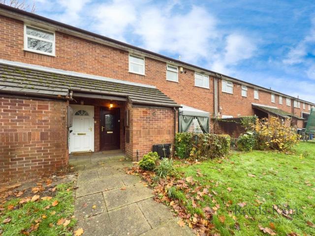 Flat for rent in Poolfields, Butterton