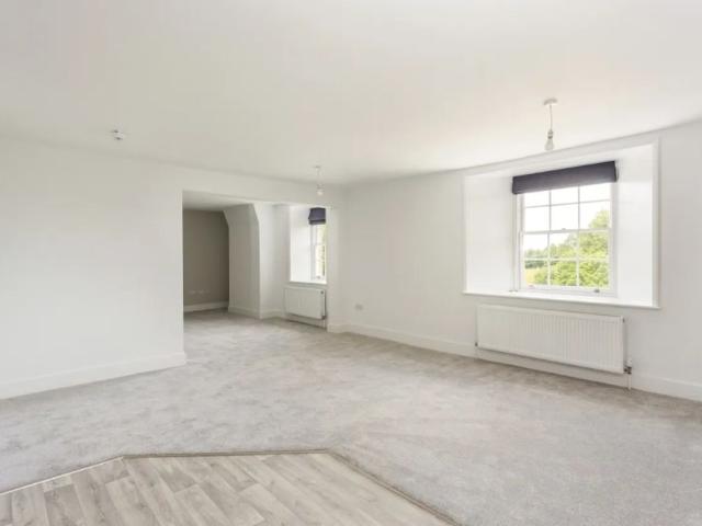 Apartment for rent in Sandown Park, Kent