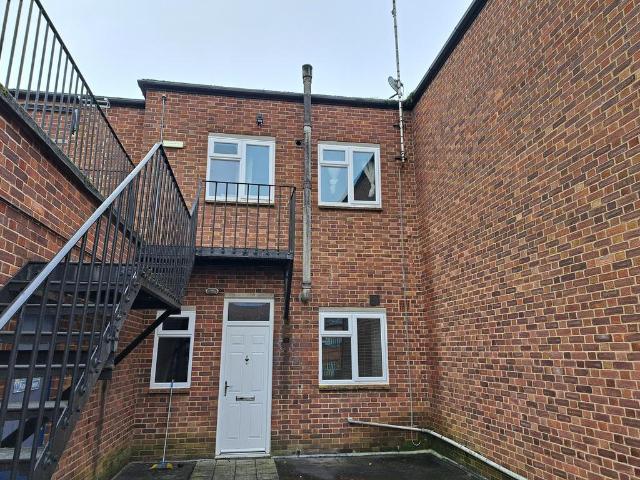 Flat for rent in Yeovil, Somerset