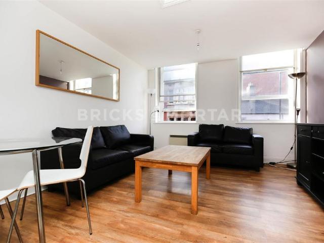 Flat for rent in Grainger Town, Tyne And Wear