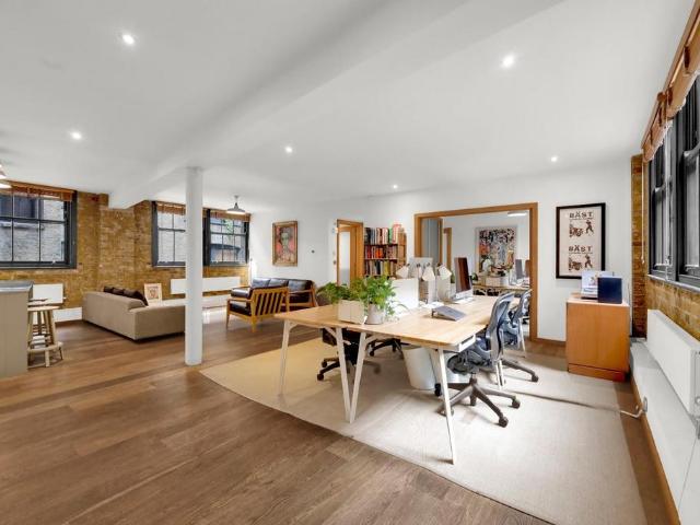 Flat for rent in Shoreditch, Greater London