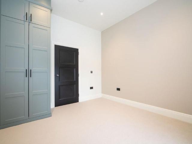 Apartment for rent in Far Headingley, Headingley