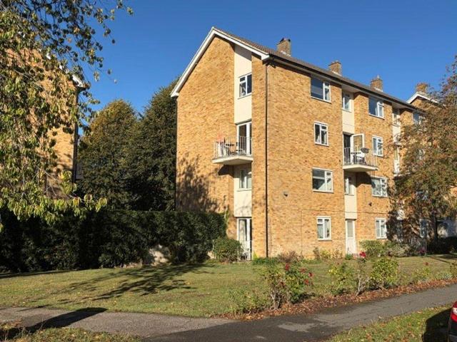 Flat for rent in Marshalswick, St Albans