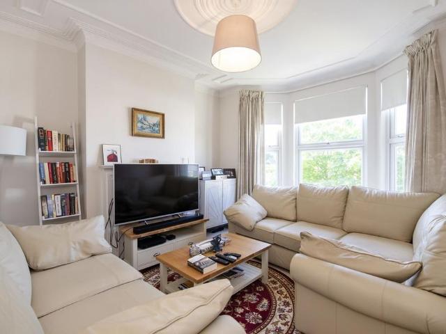 Apartment for rent in London Borough of Brent, Greater London