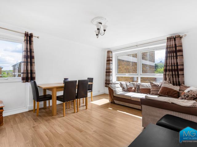 Apartment for rent in Southgate, Oakwood