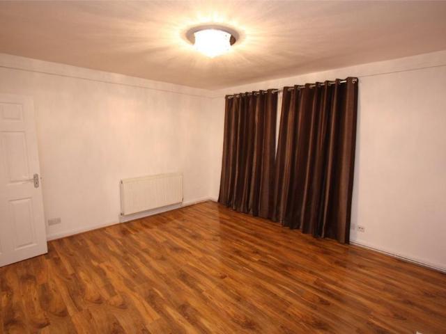 Apartment for rent in Royal Borough of Kingston upon Thames, Greater London