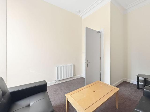 Apartment for rent in Morningside, Scotland