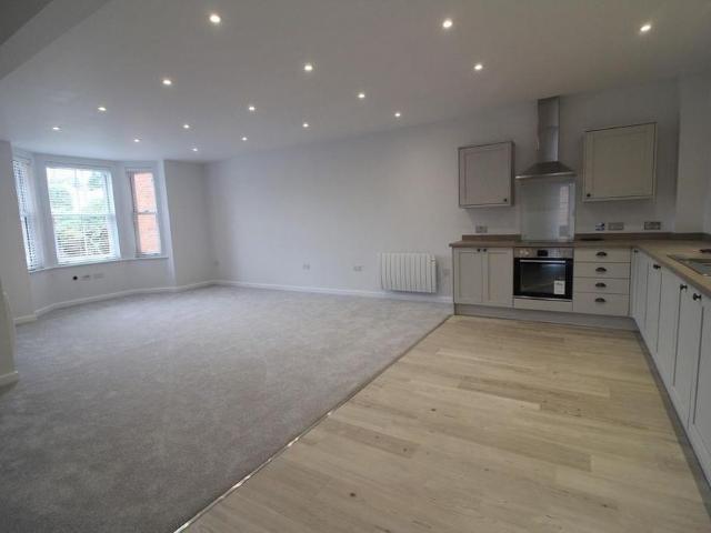 Apartment for rent in Mortimer, West Berkshire