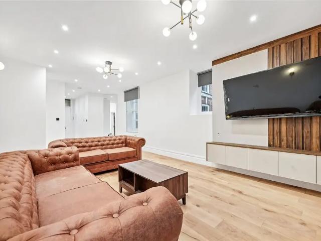 Flat for rent in St. John's Wood, Isle Of Man