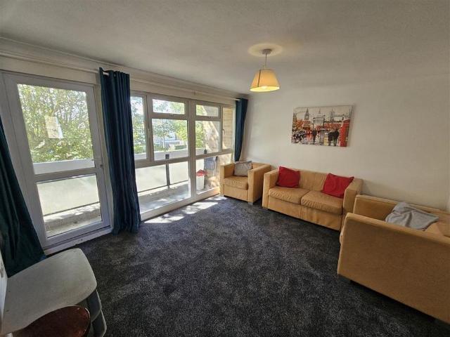 Apartment for rent in Hales Place, The Bridge