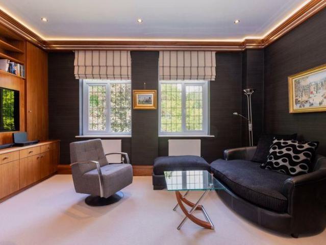 Apartment for rent in Sunningdale
