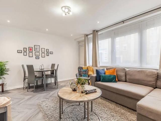 Apartment for rent in Stockwell Park, Greater London