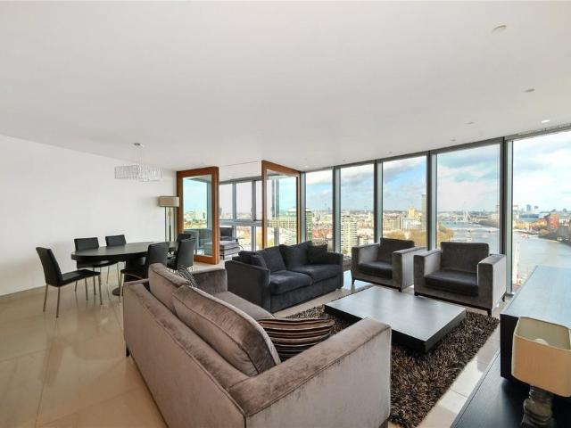 Flat for rent in Vauxhall, Cat Hill