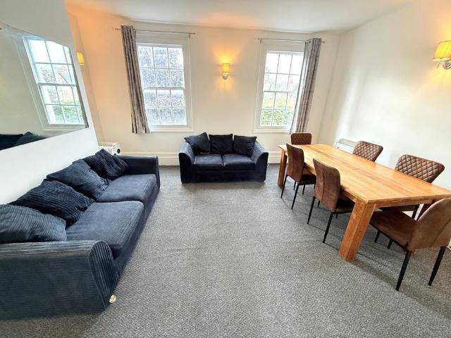 Apartment for rent in Whitley, Reading