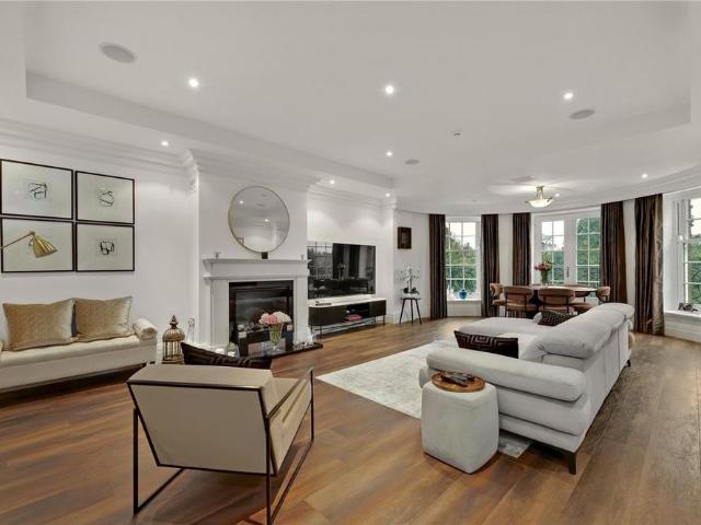 Apartment for rent in Claremont Park, Blackhills