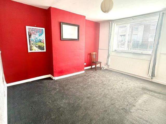 Apartment for rent in Wybourn, South Yorkshire