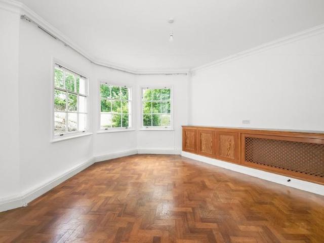 Apartment for rent in Knighton