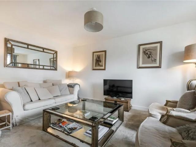 Apartment for rent in London Borough of Redbridge, Greater London