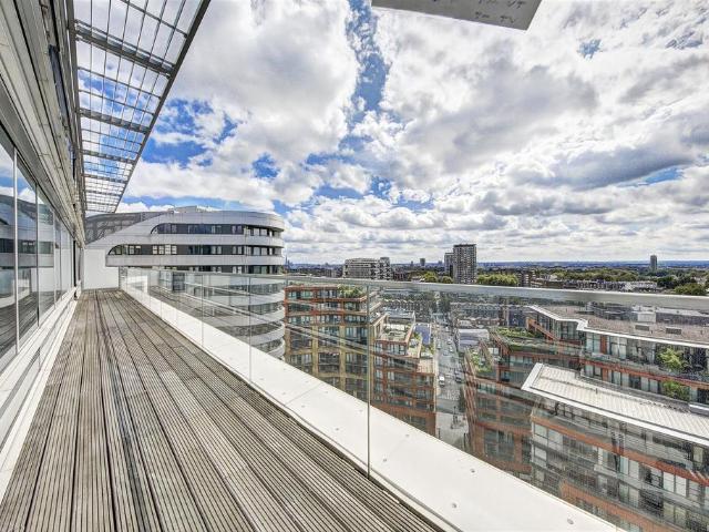 Flat for rent in Paddington, Greater London