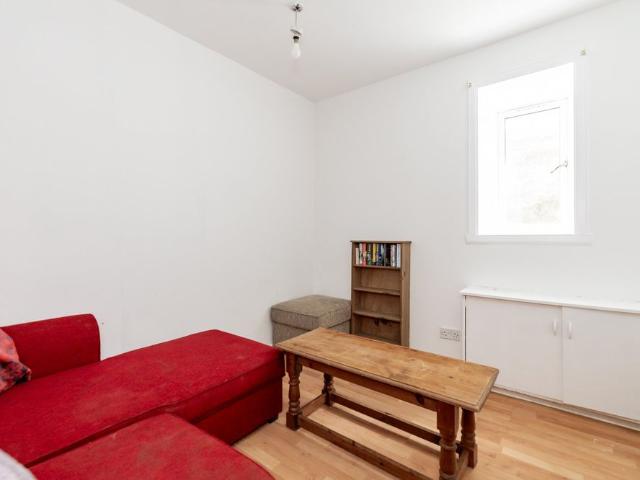 Apartment for rent in Ballindoch, Scotland