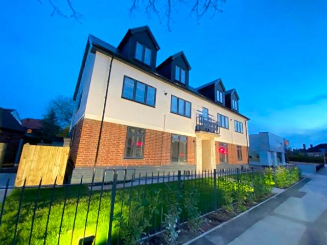 Apartment for rent in Compton Acres, Barton In Fabis