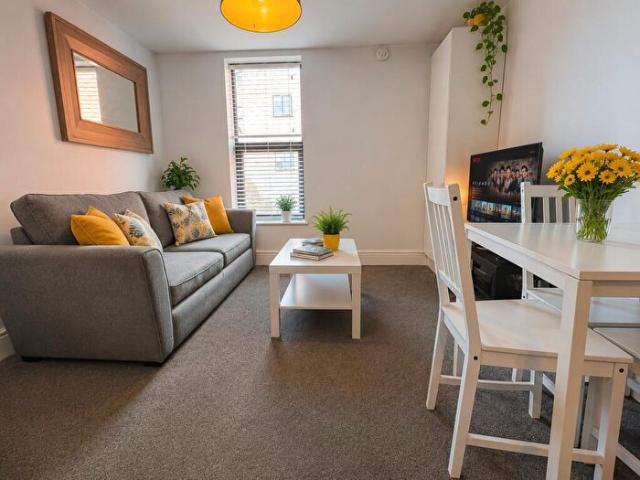 Apartment for rent in Abbey Park, Barton In Fabis