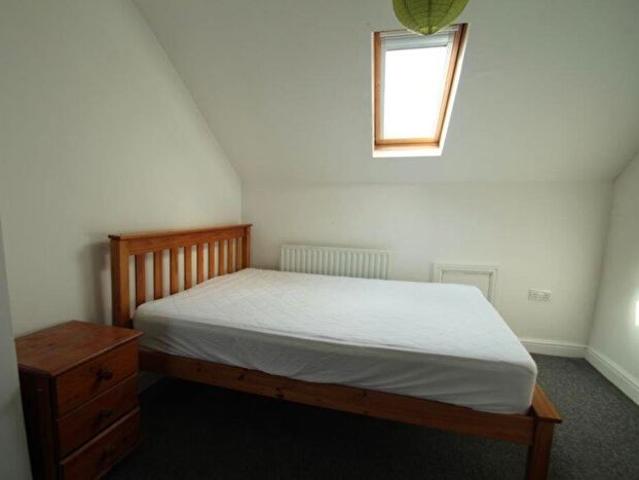 Apartment for rent in Bede Island, Old Wharf