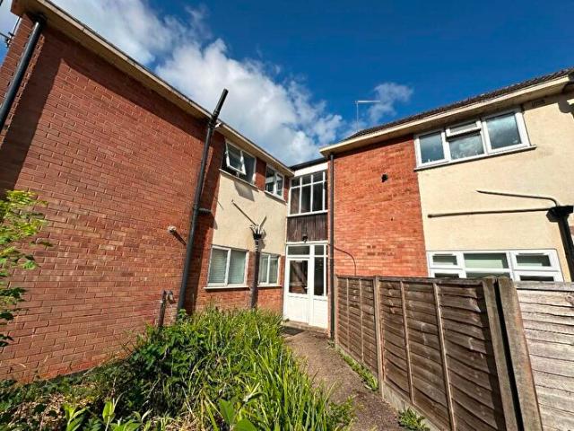 Apartment for rent in Sydenham, Green Close