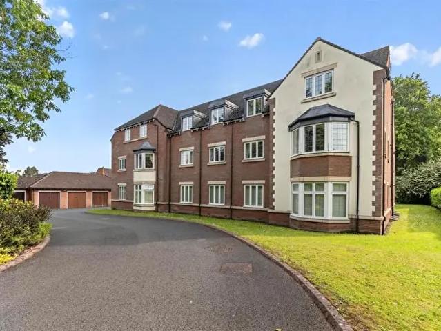 Apartment for rent in Four Oaks, Birmingham