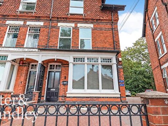 Apartment for rent in Abbey Park, Barton In Fabis