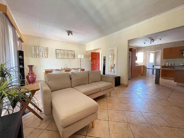 Apartment for rent in Kempton Park