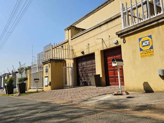 Apartment for rent in Vosloorus, Gauteng