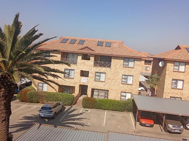 Apartment for rent in Nooitgedacht, Gauteng