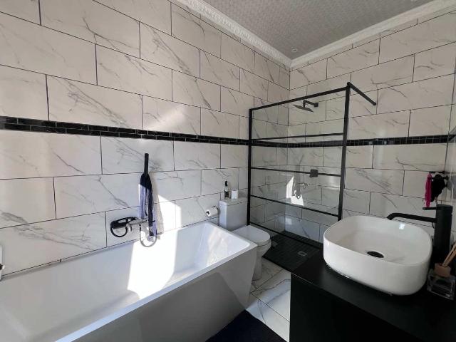 Apartment for rent in Hartbeespoort Dam Nature Reserve, North West