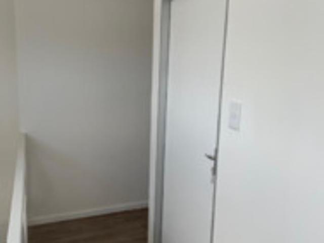 Apartment for rent in Panorama, Western Cape