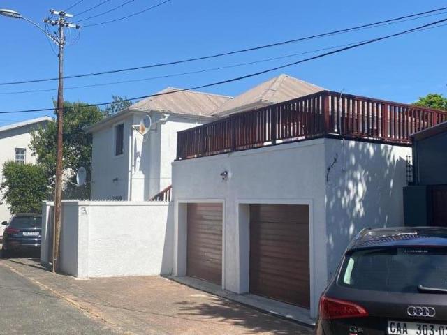 Apartment for rent in Rondebosch, Cape Town