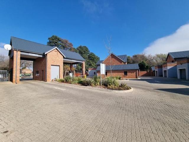 Apartment for rent in Airfield, City of Ekurhuleni Metropolitan Municipality