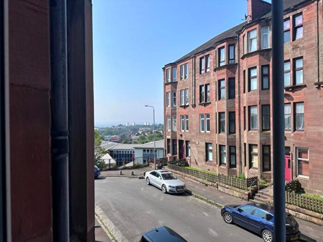 Apartment for rent in Balgrayhill, Springburn
