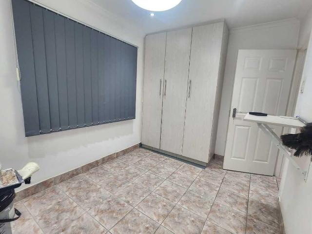 Apartment for rent in Seaview, Kwazulu-natal