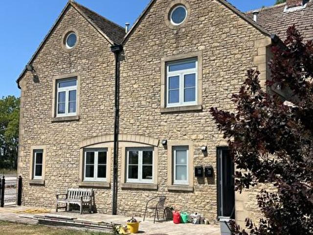 Apartment for rent in Black Bourton, Oxfordshire