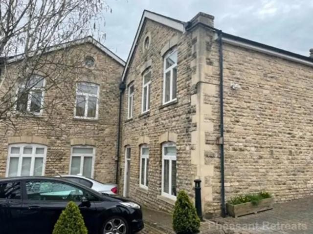 Apartment for rent in Black Bourton, Oxfordshire