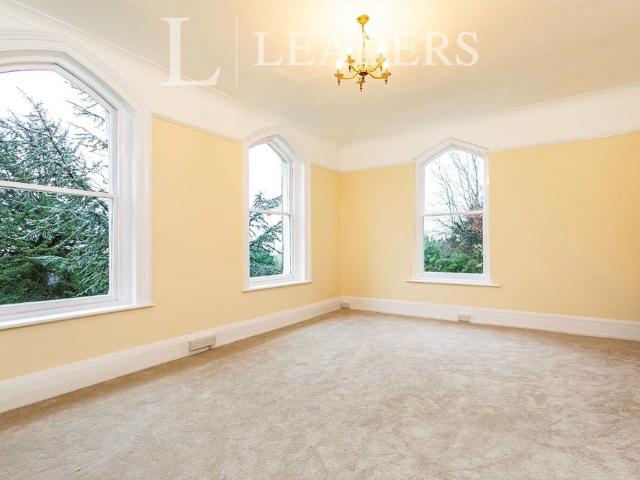 Apartment for rent in Red Hill, Surrey