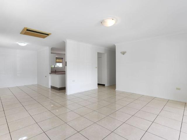 Apartment for rent in Toombul, Queensland