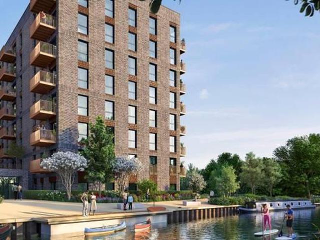 Apartment for sale in Alperton, Greater London